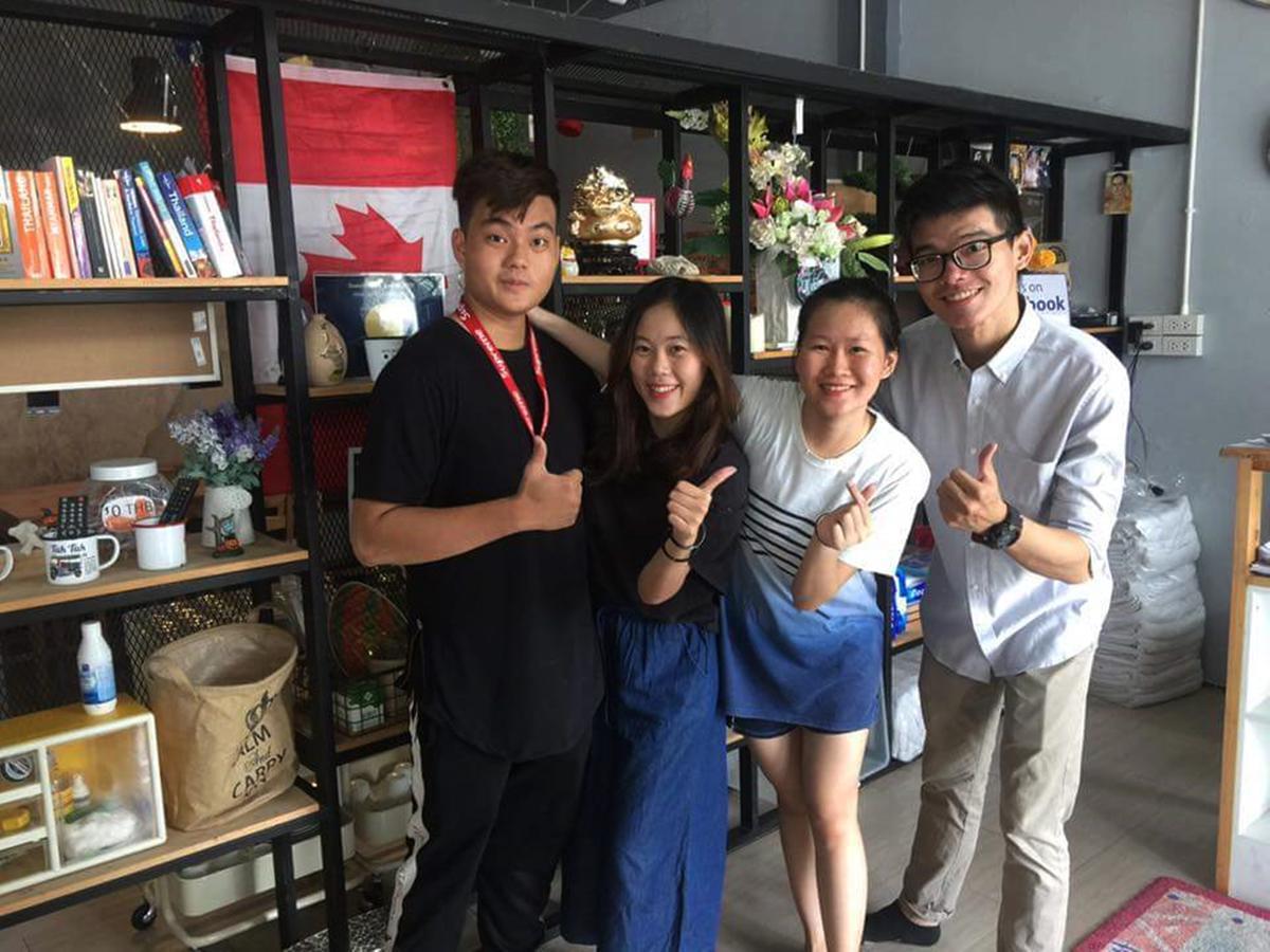 Meet Up Hostel بانكوك المظهر الخارجي الصورة