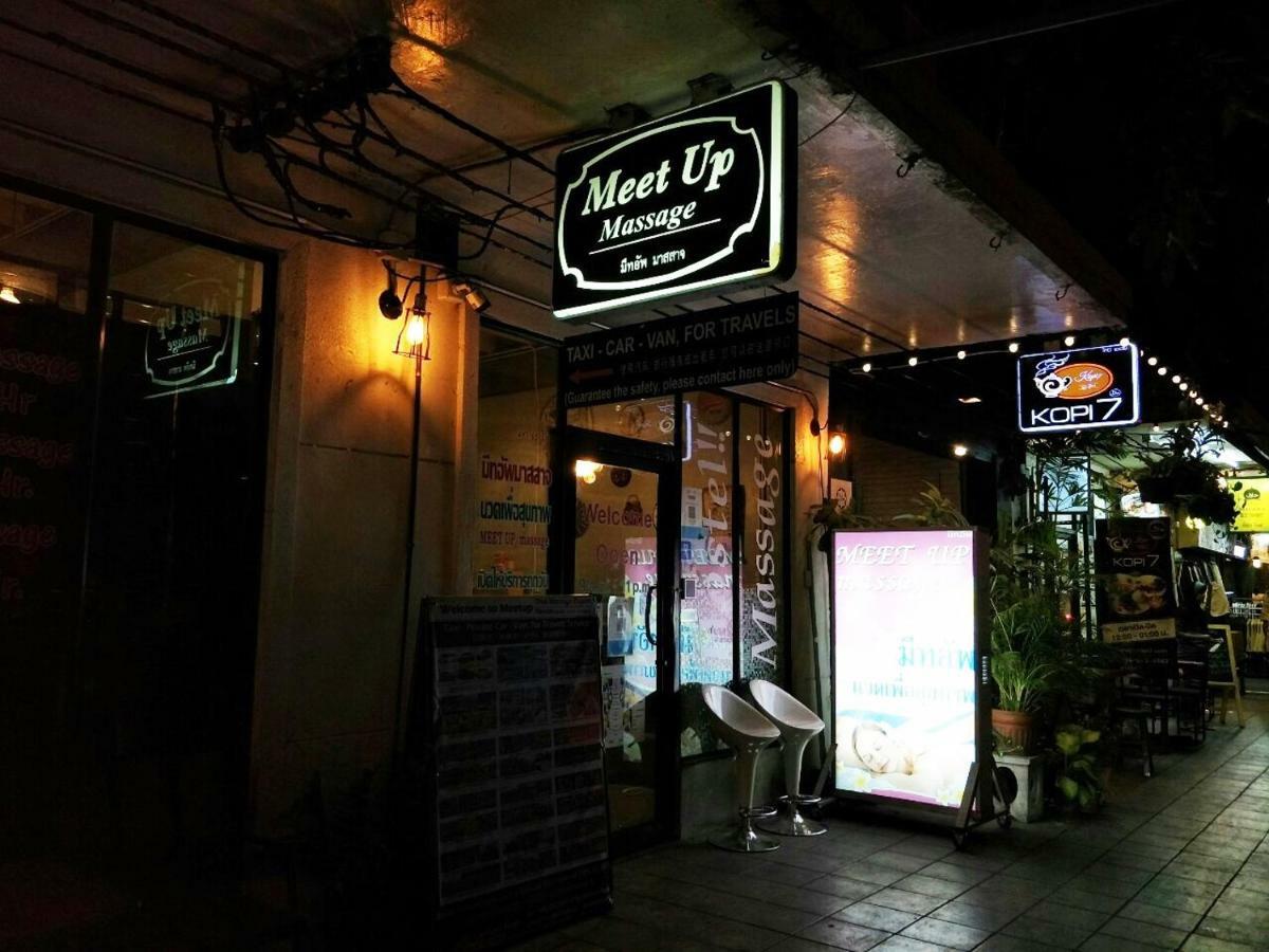 Meet Up Hostel بانكوك المظهر الخارجي الصورة